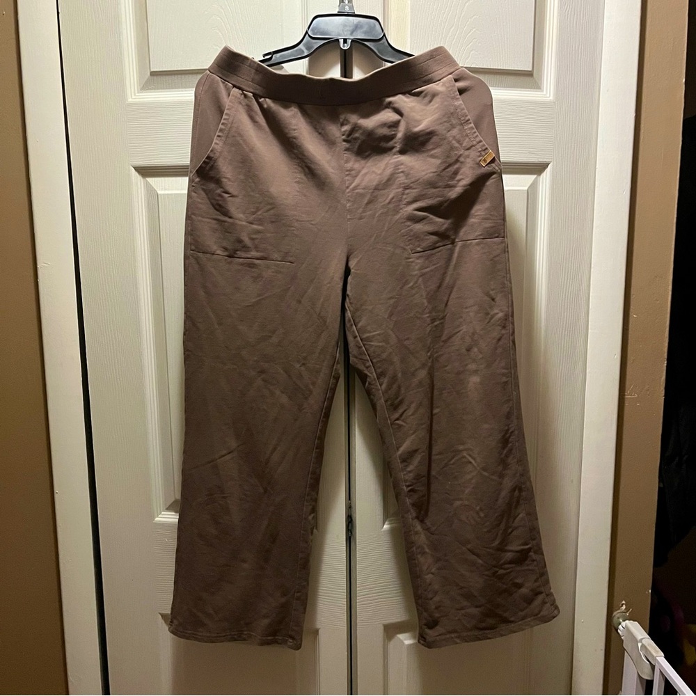 Tentree Women’s Wide Leg Cropped Pants